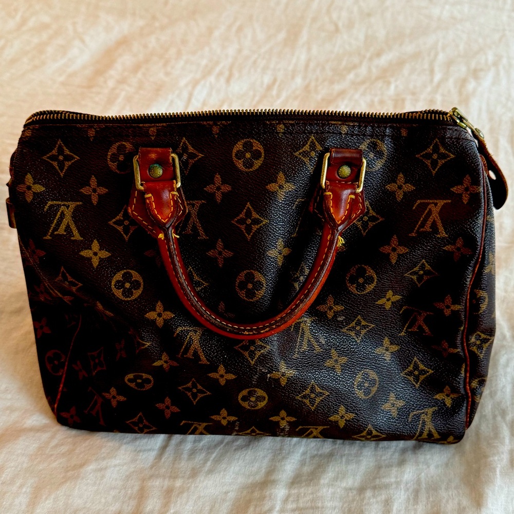 Authentic Louis Vuitton Speedy 30